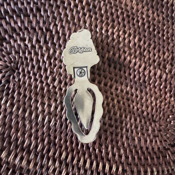 Brighton SILVER Tone Book LEAF Bookmark Clip Page Marker Ornate Retired - Picture 2 of 5